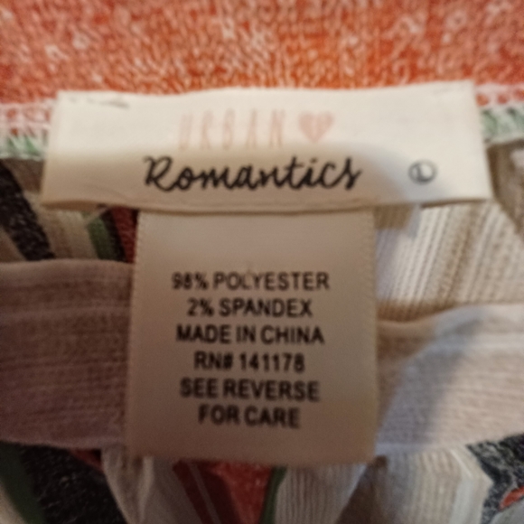 Vegan romantics size large striped square neck crop blouse - Picture 4 of 6